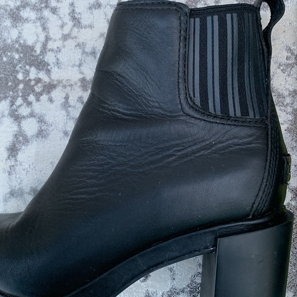 Sorel Margot Chelsea Platform Boot Black - Picture 11 of 16